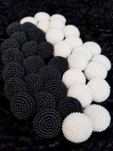 36L Beaded Button