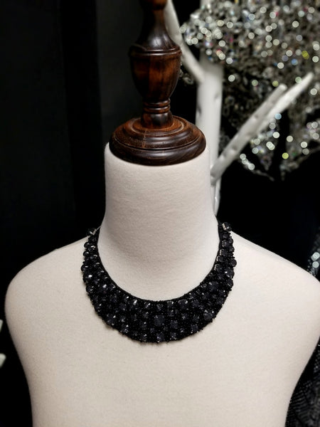 Jewel Stone Short Necklace